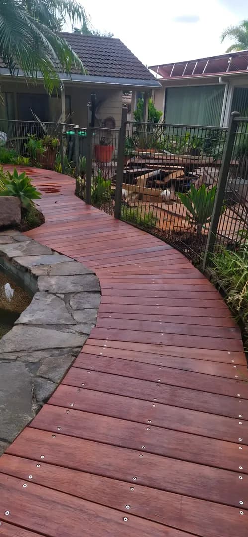 Multi-level deck construction